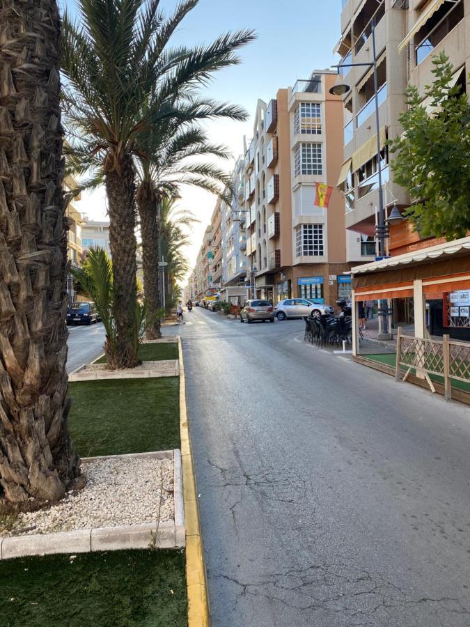 Homely Apartments Habaneras Torrevieja Exterior photo